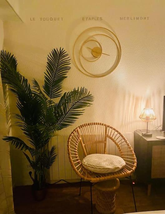 Studio Entre Mer Et Dunes Avec Balcon Vue Laterale Mer 50M Plage Pour 3 Pers Wifi Menage Compris Fort-Mahon-Plage Exterior photo